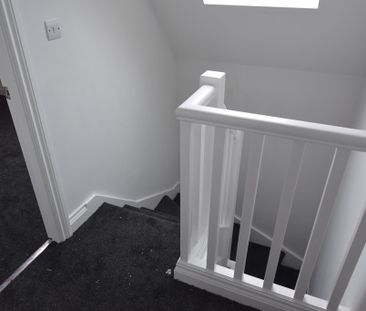 To Let 2 Bed Apartment - Photo 4