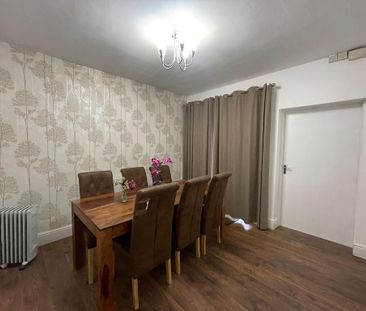 3 bedroom semi-detached house to rent - Photo 4