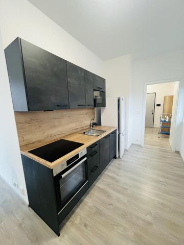 Pronájem bytu 1+kk 60 m2 - Fotografie 4