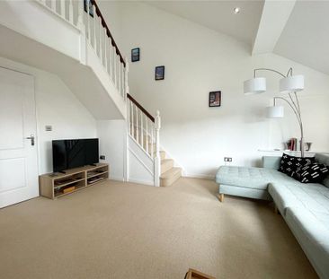 3 bedroom flat to rent - Photo 3