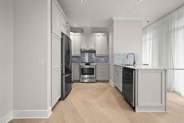 2015 De La Montagne, Montréal, QC - Photo 1