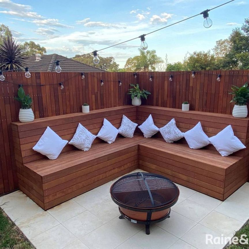 Charming 3-Bedroom Villa in Worrigee - Photo 1