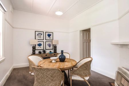 Centrally Located Timeless Beauty! - Photo 5