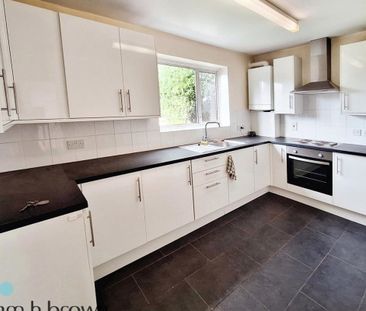 Fortin Way, South Ockendon, Essex - Photo 1