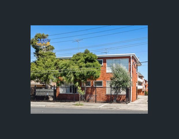 WHAT A BARGAIN. - Photo 1