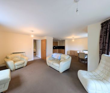 3 bedroom apartment to rent - Photo 2