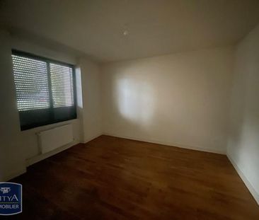 Location Appartement 3 pièces 62m² NIORT 79000 - Photo 3