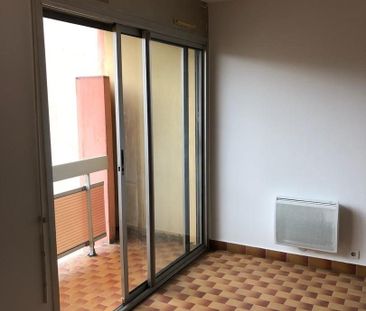 Location Appartement 1 pièce 31m² MARSEILLE 3ème - Photo 5