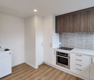 Townhouse Living - Photo 6