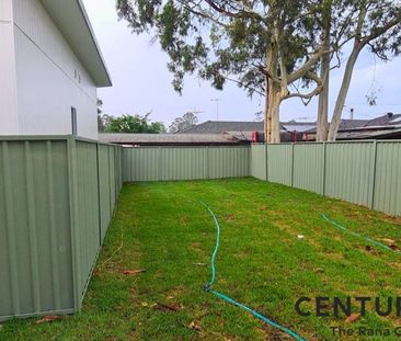 Spacious 4-Bedroom Family Home in a Great Location&excl; - Photo 2