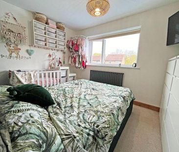 3 bedroom detached house to rent - Photo 3