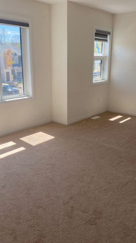For Lease - 10 Waldron Street, Brantford, Ontario - Photo 4