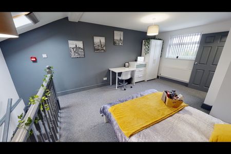 Room in a Shared House, Gerald Road, M6 - Photo 2