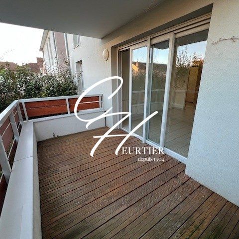 RIVES – APPARTEMENT T2 – TERRASSE + GARAGE - Photo 1