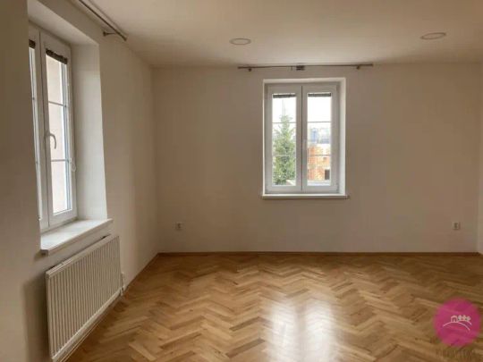 Pronájem bytu 1+1 na ulici Vaníčkova v Olomouci - Фото 1