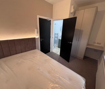 1 bedroom house of multiple occupation to rent - Photo 1