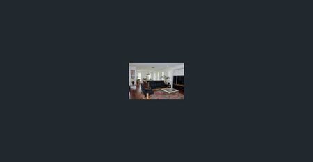 Immaculate Family Home with Space to Spread Out - Photo 2