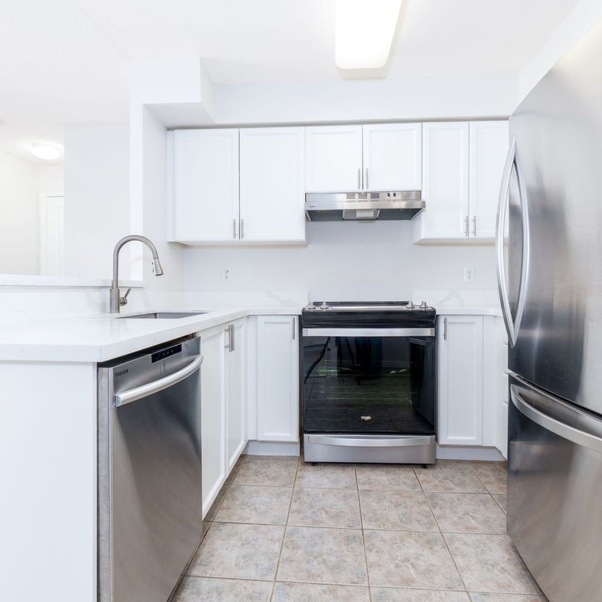 For Lease - 2545 Erin Centre Boulevard Unit# 1111, Mississauga, Ontario - Photo 1