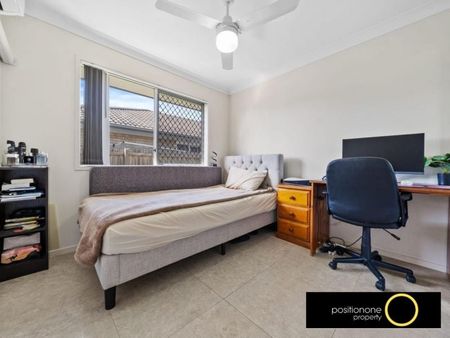 Ready to Move in Before Christmas! All bedrooms with Air Conditioning! - Photo 3