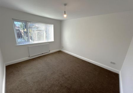 Monckton Road, Oldbury - Photo 5