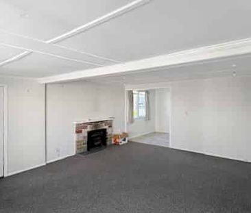 TAUMARUNUI - 4 BEDROOMS - Photo 2