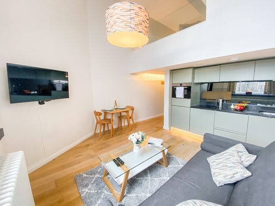 Flat 13, McDonald Road, Broughton, EH7 4NN, Edinburgh - Photo 1