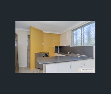 Spacious Family Home with Dual Living and Pool - Photo 4