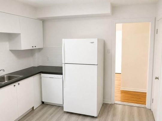 Appartement à louer - Montréal (Côte-des-Neiges/Notre-Dame-de-Grâce) (Côte-des-Neiges) Appartement à louer - Montréal (Côte-des-Neiges/Notre-Dame-de-Grâce) (Côte-des-Neiges) - Photo 1
