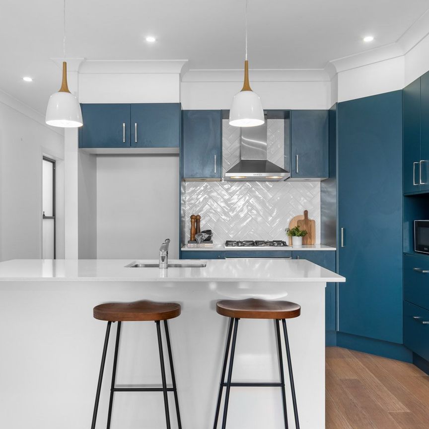 Contemporary Terrace Design in the Heart of "Carrodise" - Photo 1