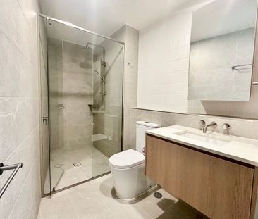 Marella by Mosaic - Broadbeach $1,100 pw - Photo 6