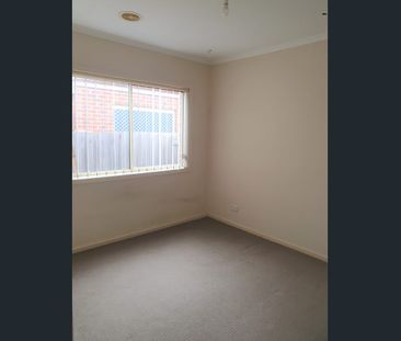 $450 PW - AVAIL 19th Feb - Photo 6