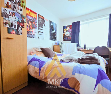 4 bedroom flat to rent - Photo 6