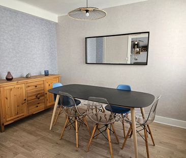 Location Appartement 3 pièces 61m² BESANCON 25000 - Photo 2
