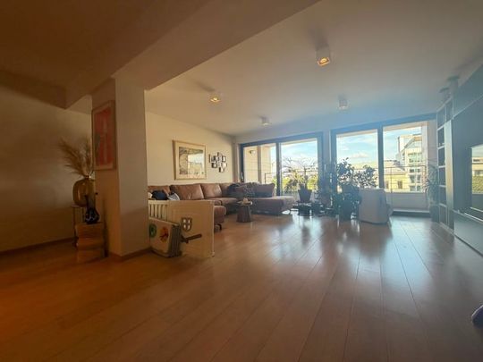 Appartement te huur - Photo 1