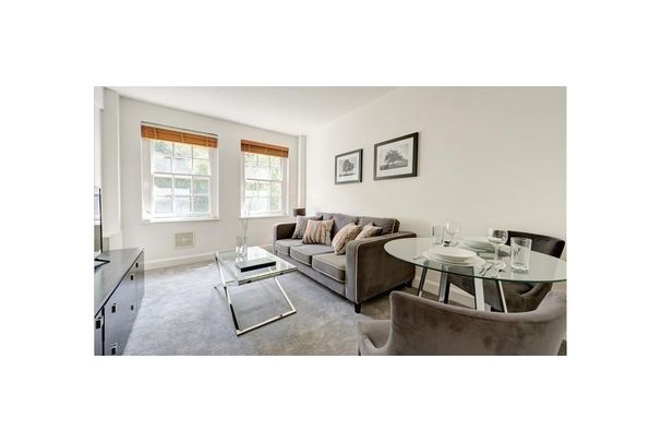 Fulham Road, London SW3 - Photo 1