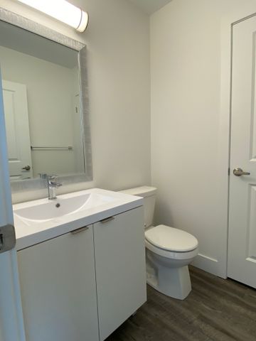 For Lease - 234 Edgevalley Road Unit# 29, London East, Ontario - Photo 2