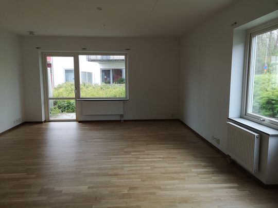 Allévägen 11B - Photo 1