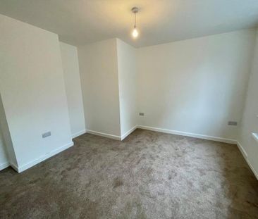 2 bedroom semi-detached bungalow to rent - Photo 6