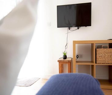 1 bedroom house to rent - Photo 2