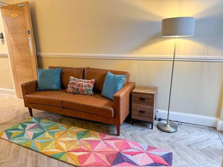 4 bedroom house of multiple occupation to rent - Photo 3