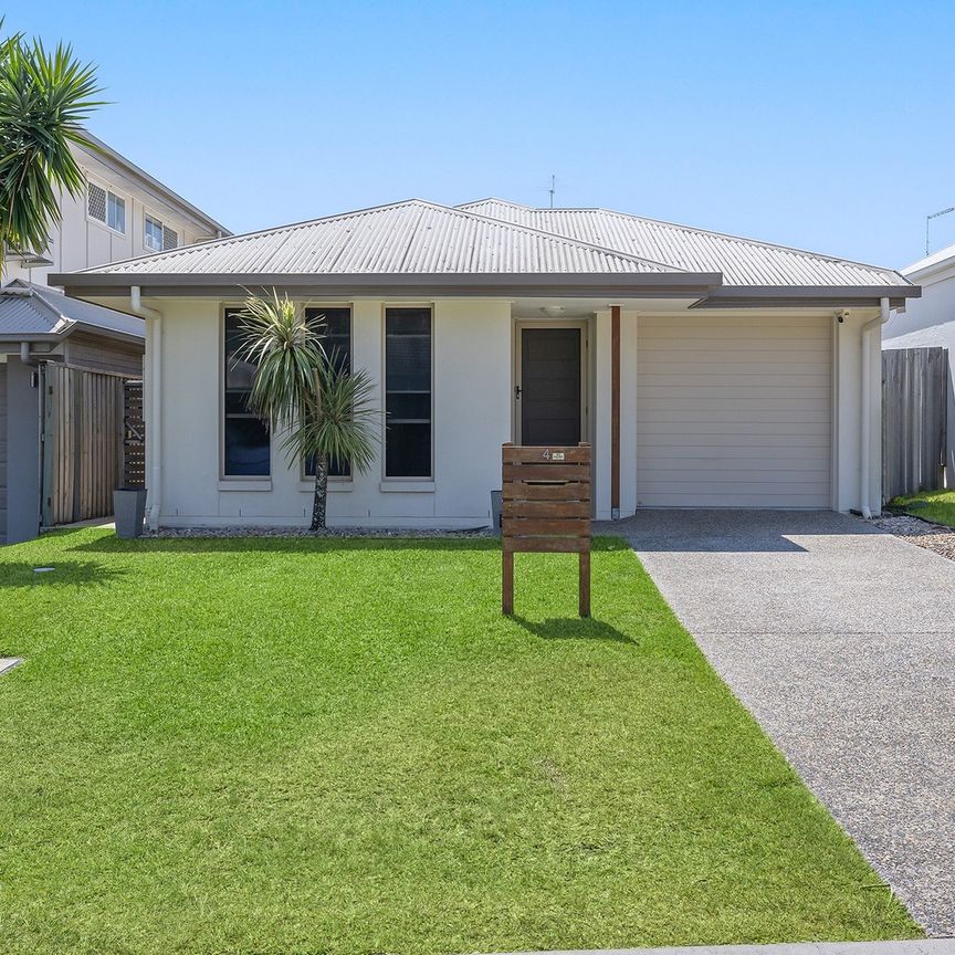 4 Mount View Crescent, Narangba QLD 4504 - House For Rent - $650 | Domain - Photo 1