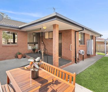 Immaculate, Move In Ready - Photo 6