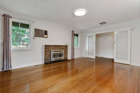 Lovely 3 Bedroom Family Home..... - Photo 3