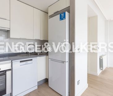 Apartamento de alquiler en Calle de Aguarón, Valdemarín - Photo 3