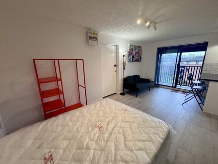 Alderney Street, Nottingham, NG7 - Photo 3