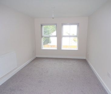 The Willows. Village Road, Oxton - Photo 2