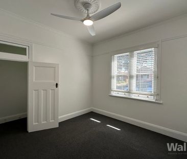 BOOK YOUR VIDEO TOUR– Please Do Not Attend The Property SEE THE EAS... - Photo 5