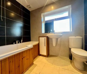 3 bedroom semi-detached house to rent - Photo 6