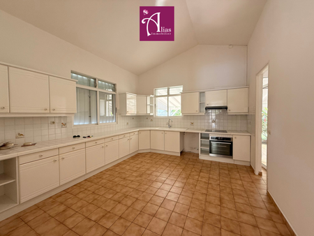 Location Maison 5 pièces 137m² PETIT BOURG 97170 - Photo 3