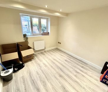 Market Place - Photo 2